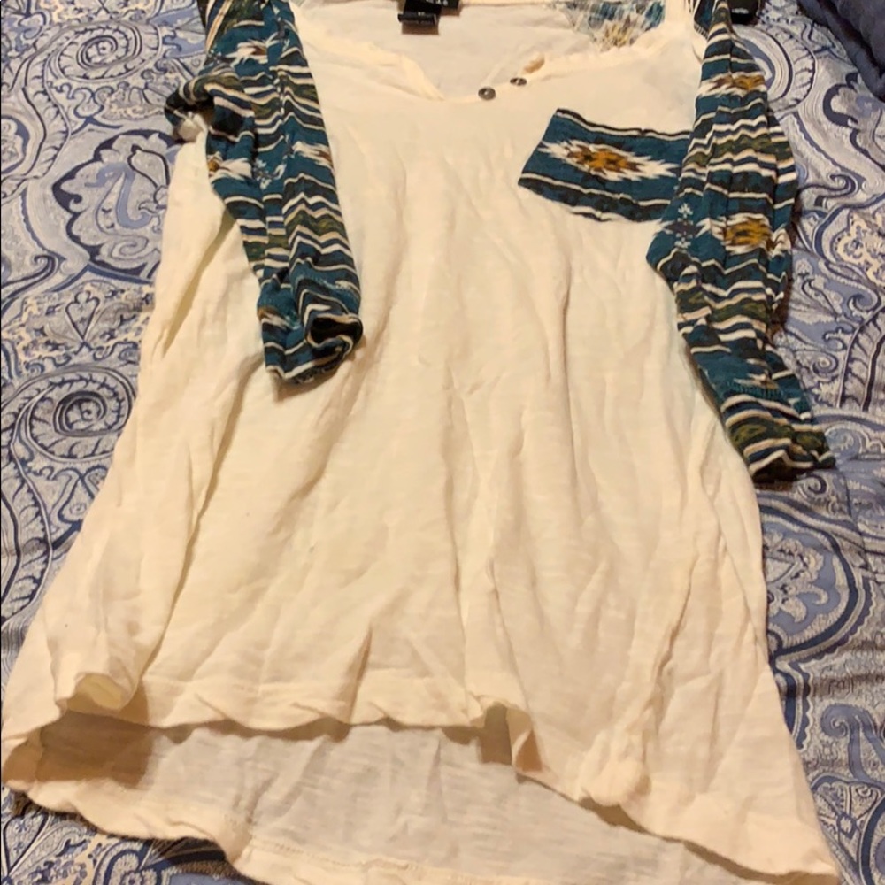 Top - Picture 3 of 3